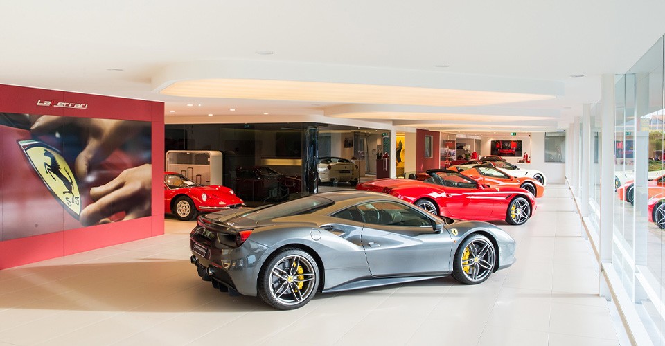 Architectenbureau voor showrooms auto's